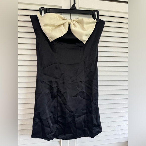 NWT - PRINCES POLLY Kesy Bow Tie Mini Dress in US 2 - Picture 6 of 8